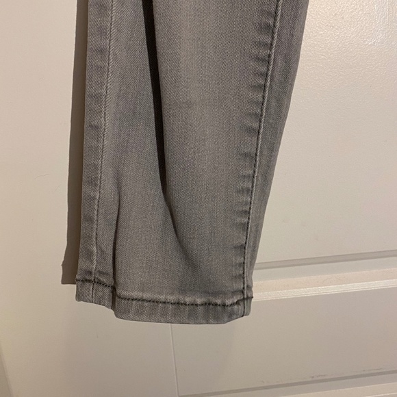 Banana Republic Factory Sculpt Skinny Grey Jeans - Picture 3 of 12
